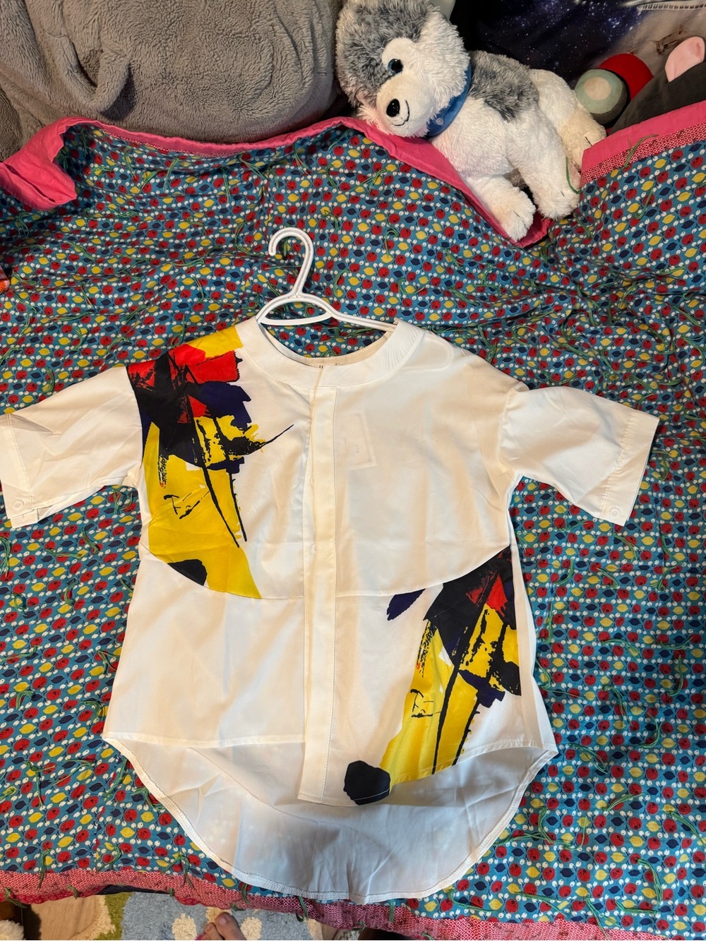 NWT HLL White Abstract Art Print Blouse Size M